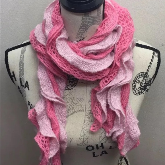 2/$20 Lot Of 2 Women Scarf Gray Pink Metallic Accent Curly Petal Layered - Picture 2 of 9